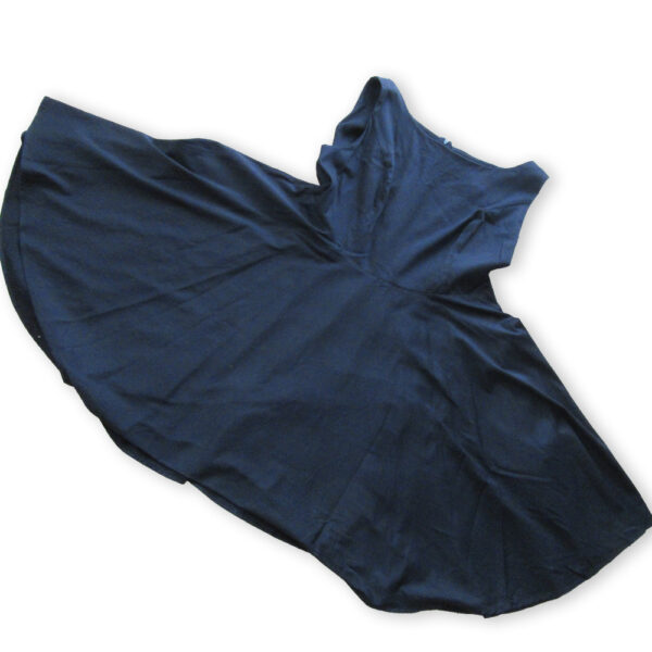 3XL 黒ワンピース ゆったりAライン - 画像 (8)